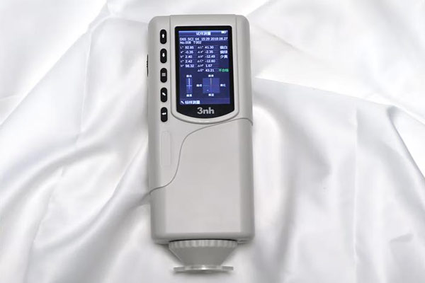 色差仪测黄度值